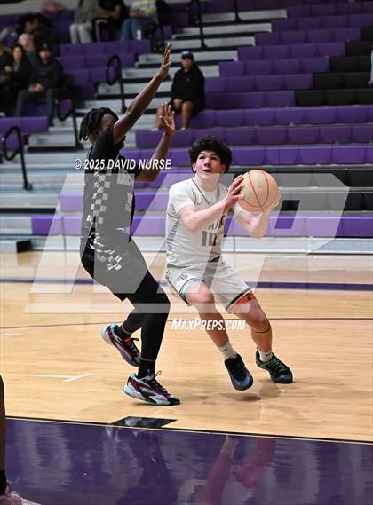 Thumbnail 3 in St. Bonaventure vs. Del Oro photogallery.