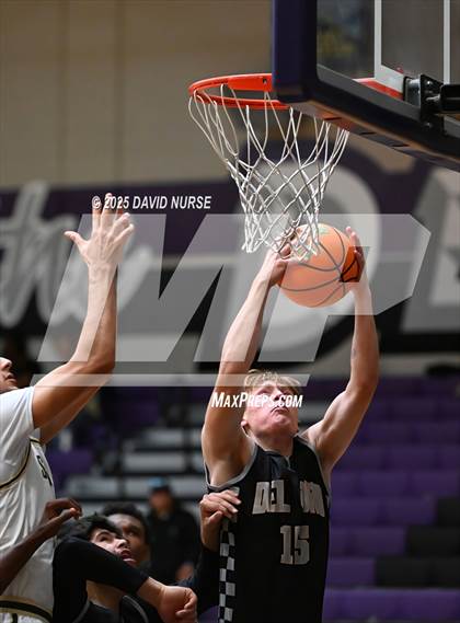 Thumbnail 3 in St. Bonaventure vs. Del Oro photogallery.