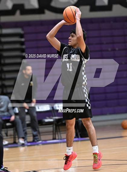 Thumbnail 2 in St. Bonaventure vs. Del Oro photogallery.