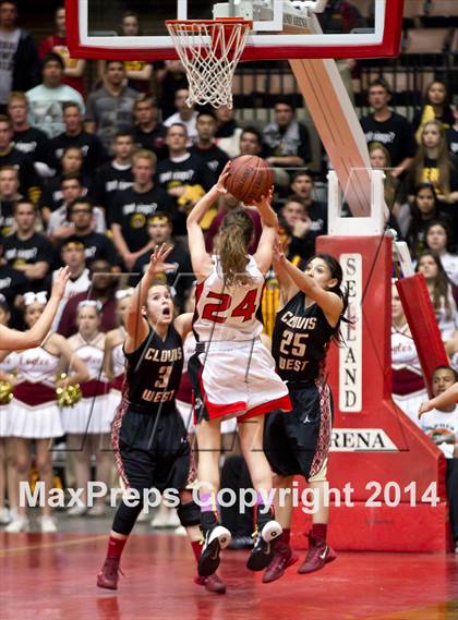 Thumbnail 1 in Clovis West vs Hanford (CIF CS D1 Final) photogallery.