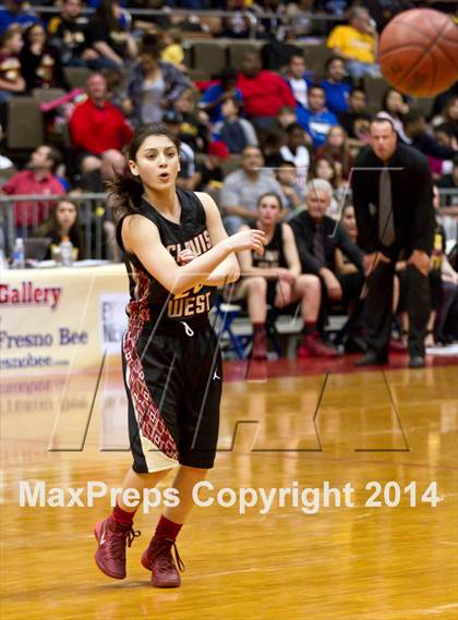 Thumbnail 2 in Clovis West vs Hanford (CIF CS D1 Final) photogallery.