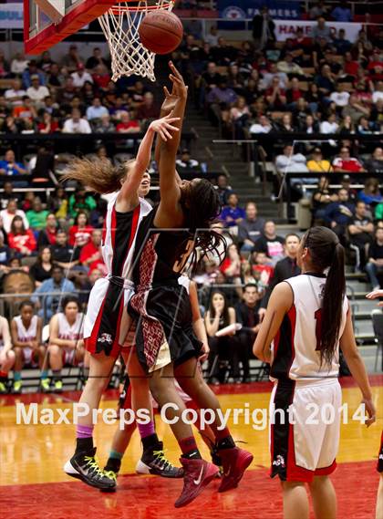 Thumbnail 3 in Clovis West vs Hanford (CIF CS D1 Final) photogallery.