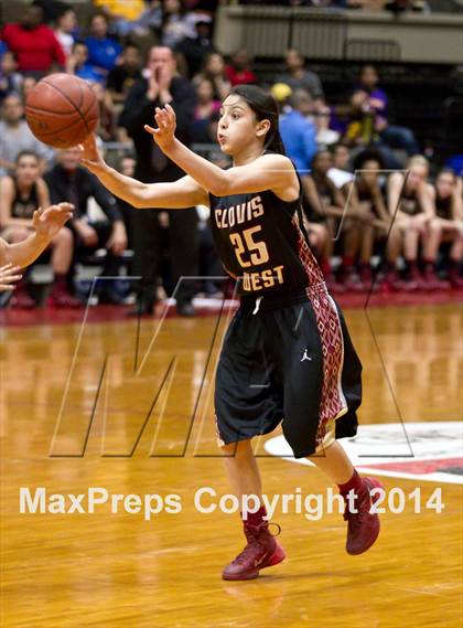 Thumbnail 3 in Clovis West vs Hanford (CIF CS D1 Final) photogallery.