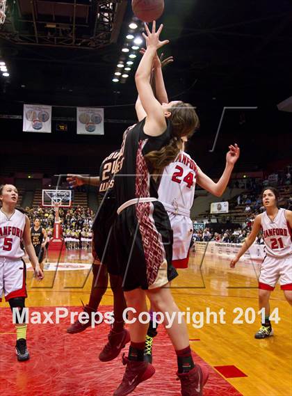 Thumbnail 2 in Clovis West vs Hanford (CIF CS D1 Final) photogallery.