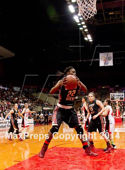 Thumbnail 2 in Clovis West vs Hanford (CIF CS D1 Final) photogallery.