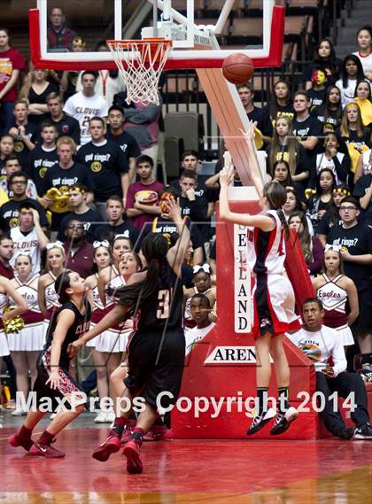 Thumbnail 1 in Clovis West vs Hanford (CIF CS D1 Final) photogallery.