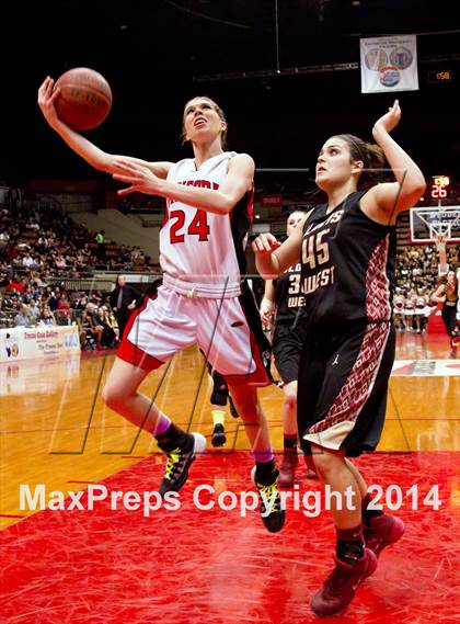 Thumbnail 3 in Clovis West vs Hanford (CIF CS D1 Final) photogallery.