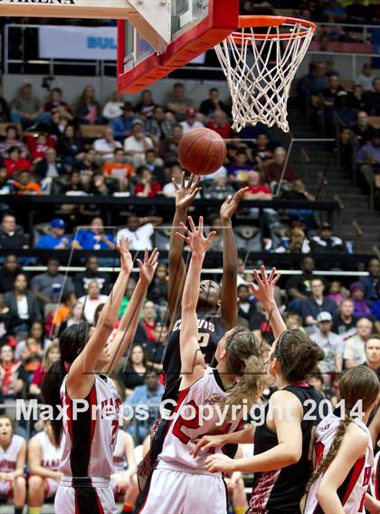 Thumbnail 3 in Clovis West vs Hanford (CIF CS D1 Final) photogallery.
