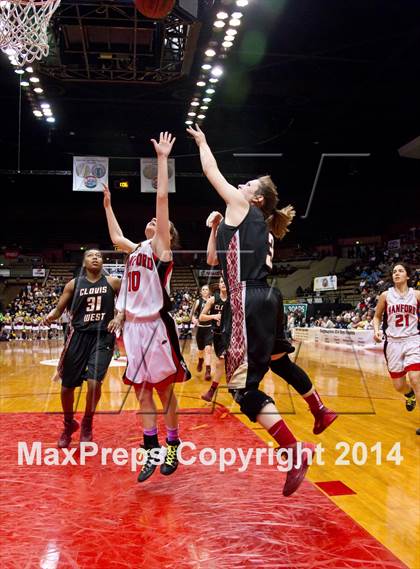 Thumbnail 1 in Clovis West vs Hanford (CIF CS D1 Final) photogallery.