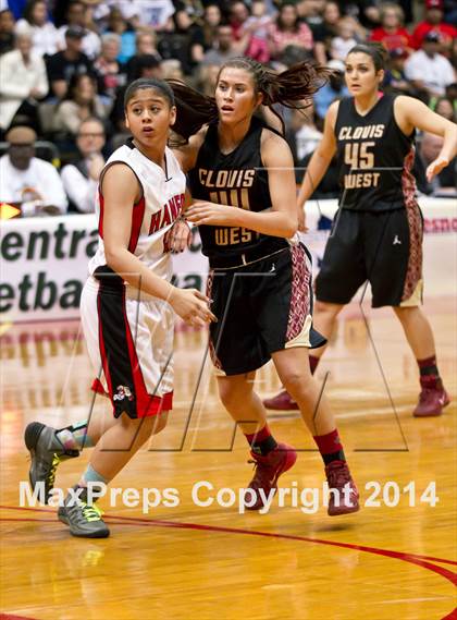 Thumbnail 1 in Clovis West vs Hanford (CIF CS D1 Final) photogallery.