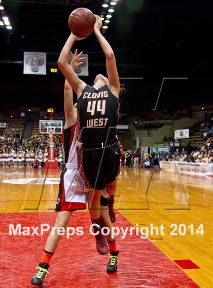 Thumbnail 3 in Clovis West vs Hanford (CIF CS D1 Final) photogallery.