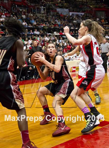 Thumbnail 3 in Clovis West vs Hanford (CIF CS D1 Final) photogallery.