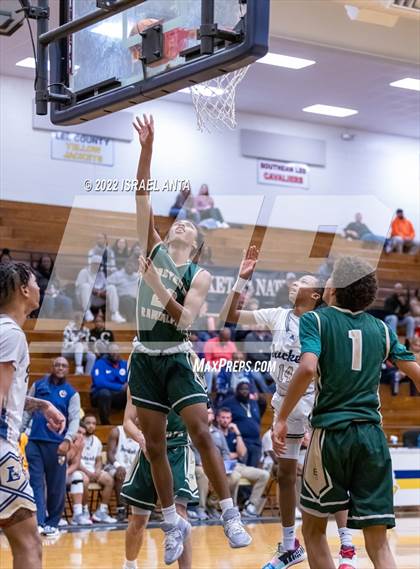 Thumbnail 1 in Lee County vs. Eastern Randolph (Yellow Jackets Christmas Classic) photogallery.
