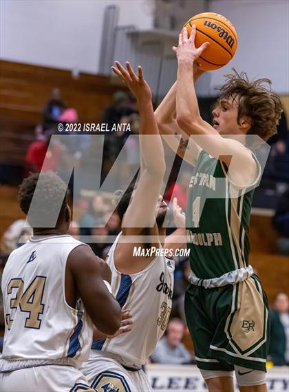 Thumbnail 3 in Lee County vs. Eastern Randolph (Yellow Jackets Christmas Classic) photogallery.