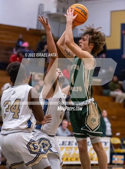 Thumbnail 1 in Lee County vs. Eastern Randolph (Yellow Jackets Christmas Classic) photogallery.