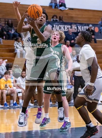 Thumbnail 2 in Lee County vs. Eastern Randolph (Yellow Jackets Christmas Classic) photogallery.