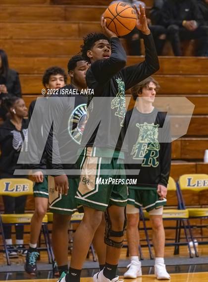 Thumbnail 2 in Lee County vs. Eastern Randolph (Yellow Jackets Christmas Classic) photogallery.