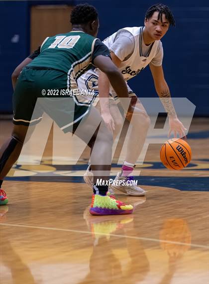 Thumbnail 3 in Lee County vs. Eastern Randolph (Yellow Jackets Christmas Classic) photogallery.