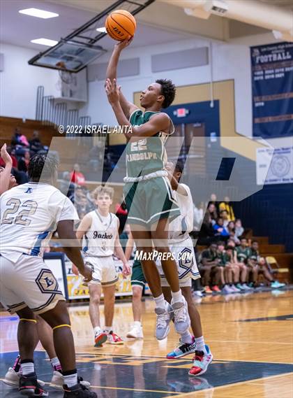 Thumbnail 3 in Lee County vs. Eastern Randolph (Yellow Jackets Christmas Classic) photogallery.