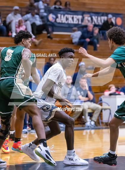 Thumbnail 1 in Lee County vs. Eastern Randolph (Yellow Jackets Christmas Classic) photogallery.