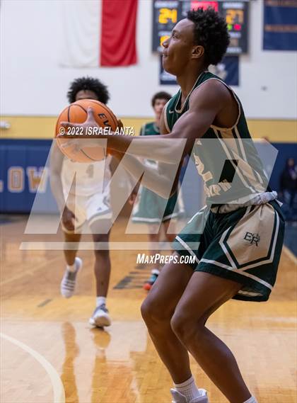 Thumbnail 3 in Lee County vs. Eastern Randolph (Yellow Jackets Christmas Classic) photogallery.