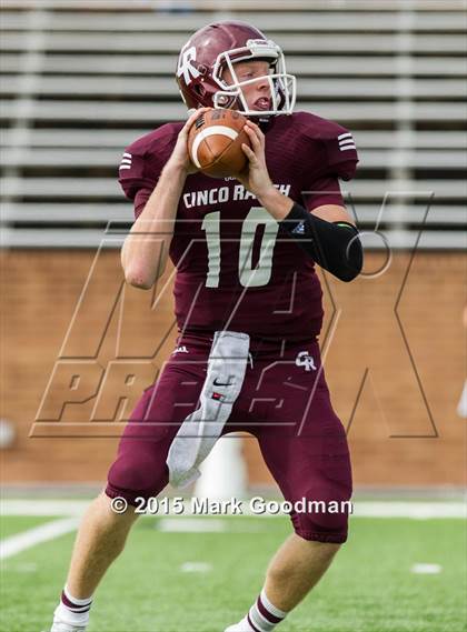 Thumbnail 1 in Cinco Ranch vs Strake Jesuit photogallery.