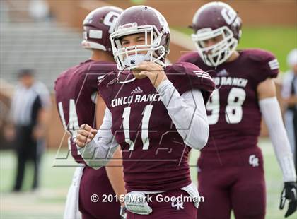 Thumbnail 1 in Cinco Ranch vs Strake Jesuit photogallery.