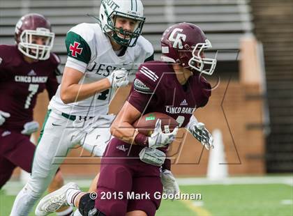 Thumbnail 3 in Cinco Ranch vs Strake Jesuit photogallery.
