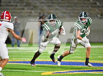 Thumbnail 2 in Franklin vs. Columbus (UIL 3A D1 Quarterfinal) photogallery.