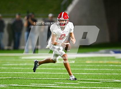 Thumbnail 2 in Franklin vs. Columbus (UIL 3A D1 Quarterfinal) photogallery.
