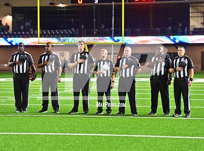Thumbnail 2 in Franklin vs. Columbus (UIL 3A D1 Quarterfinal) photogallery.