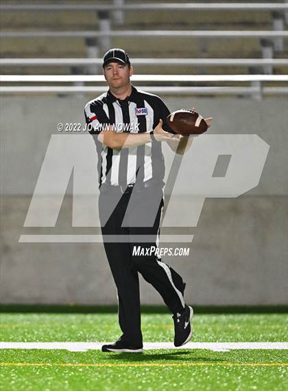 Thumbnail 2 in Franklin vs. Columbus (UIL 3A D1 Quarterfinal) photogallery.