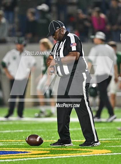 Thumbnail 2 in Franklin vs. Columbus (UIL 3A D1 Quarterfinal) photogallery.