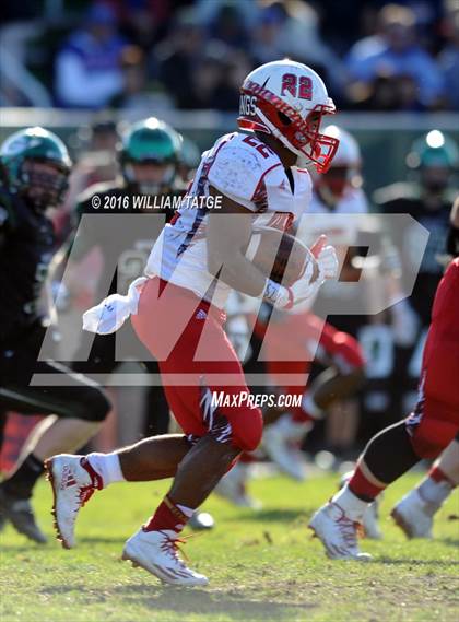 Thumbnail 3 in Glenbard West vs. Homewood-Flossmoor  photogallery.