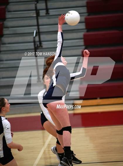 Thumbnail 1 in Arapahoe vs Ralston Valley (CHSAA 5A Regional Playoff) photogallery.