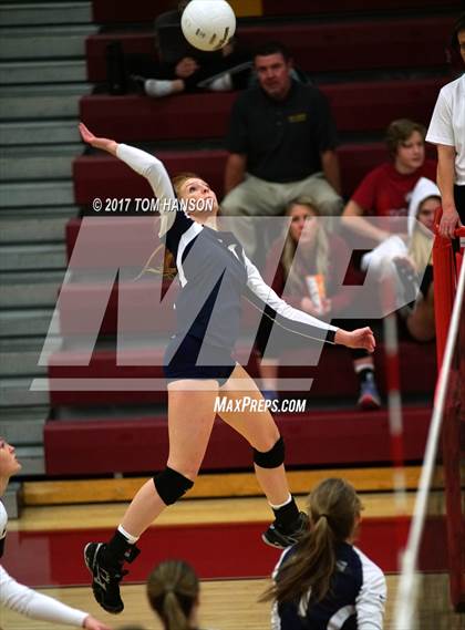 Thumbnail 1 in Arapahoe vs Ralston Valley (CHSAA 5A Regional Playoff) photogallery.