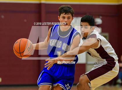 Thumbnail 2 in Falls City @ Cotulla photogallery.