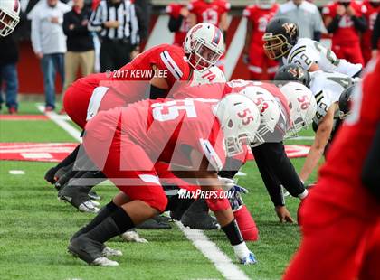 Thumbnail 1 in East vs. Lone Peak (UHSAA 6A Semifinal) photogallery.