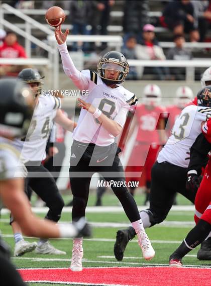 Thumbnail 1 in East vs. Lone Peak (UHSAA 6A Semifinal) photogallery.