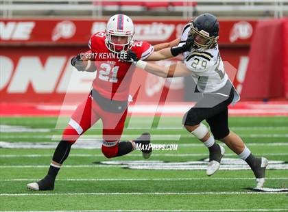 Thumbnail 1 in East vs. Lone Peak (UHSAA 6A Semifinal) photogallery.