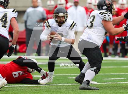 Thumbnail 2 in East vs. Lone Peak (UHSAA 6A Semifinal) photogallery.