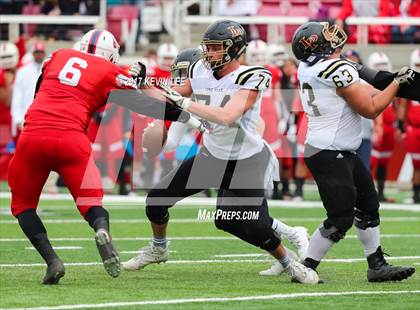 Thumbnail 1 in East vs. Lone Peak (UHSAA 6A Semifinal) photogallery.