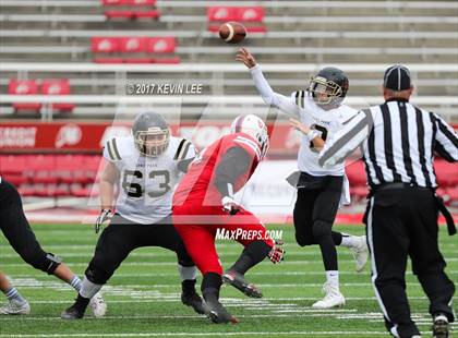 Thumbnail 3 in East vs. Lone Peak (UHSAA 6A Semifinal) photogallery.