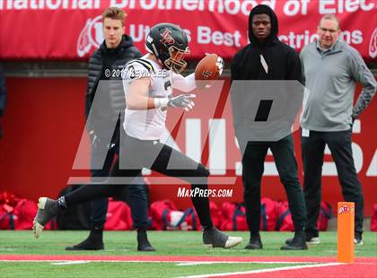 Thumbnail 3 in East vs. Lone Peak (UHSAA 6A Semifinal) photogallery.