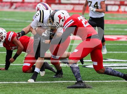 Thumbnail 2 in East vs. Lone Peak (UHSAA 6A Semifinal) photogallery.