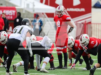 Thumbnail 3 in East vs. Lone Peak (UHSAA 6A Semifinal) photogallery.
