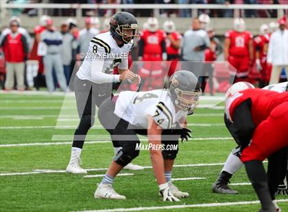 Thumbnail 2 in East vs. Lone Peak (UHSAA 6A Semifinal) photogallery.