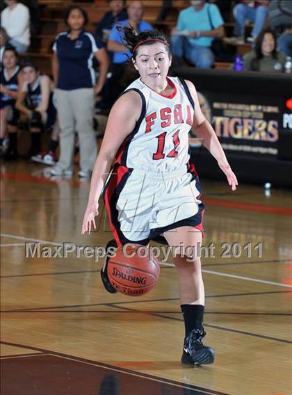 Thumbnail 3 in Immaculate Heart vs. Flintridge Sacred Heart (San Gabriel Valley Classic) photogallery.