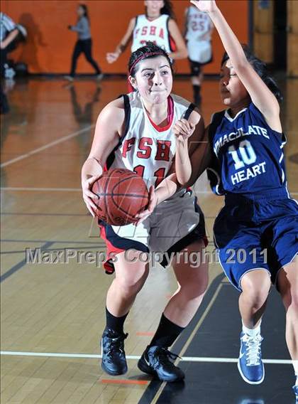 Thumbnail 3 in Immaculate Heart vs. Flintridge Sacred Heart (San Gabriel Valley Classic) photogallery.
