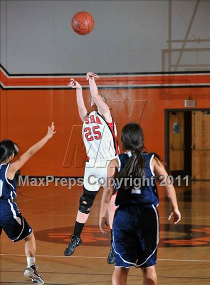 Thumbnail 3 in Immaculate Heart vs. Flintridge Sacred Heart (San Gabriel Valley Classic) photogallery.